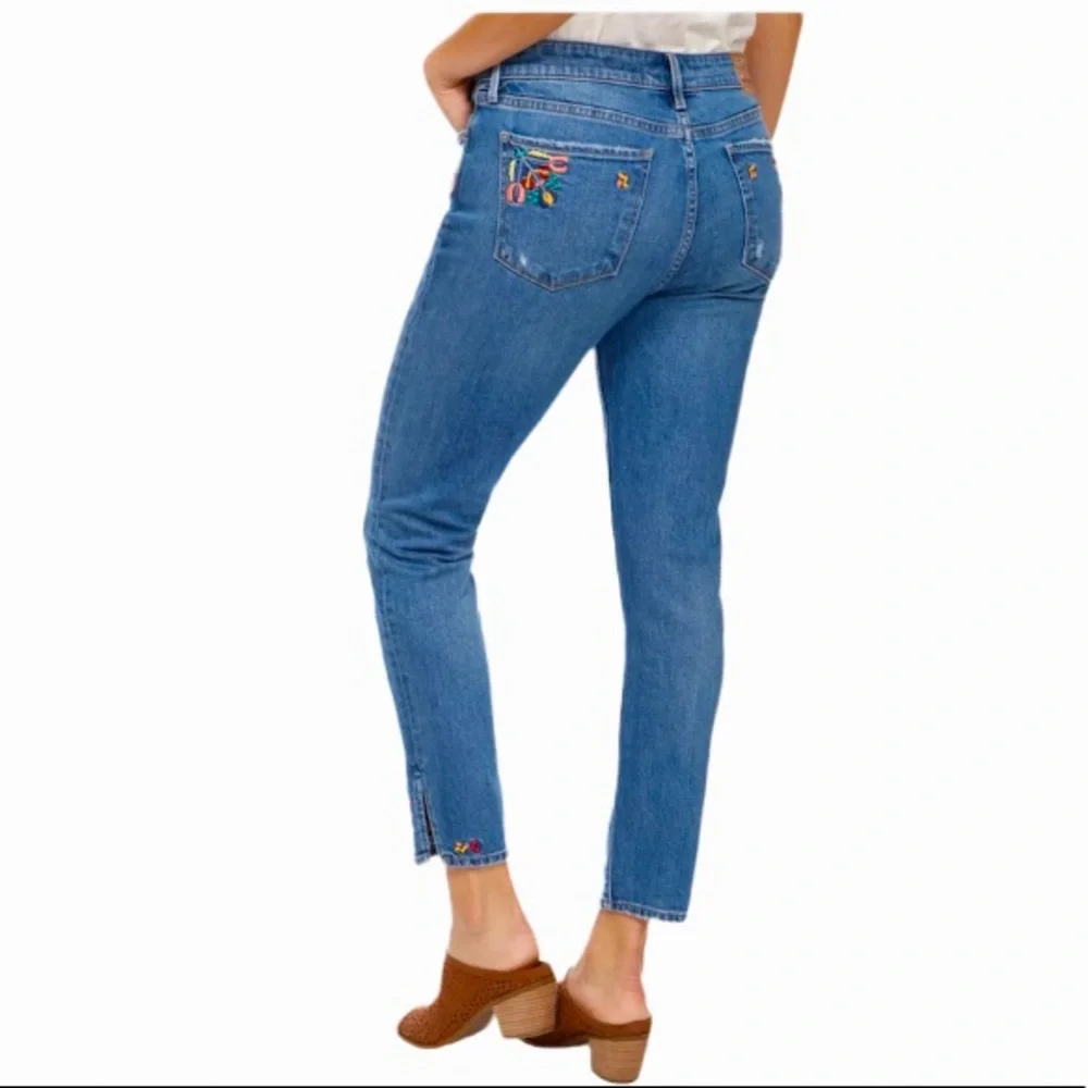 Lucky Brand Vintage Ava Embroidered Distressed Jeans - 4/27 - Picture 15 of 16